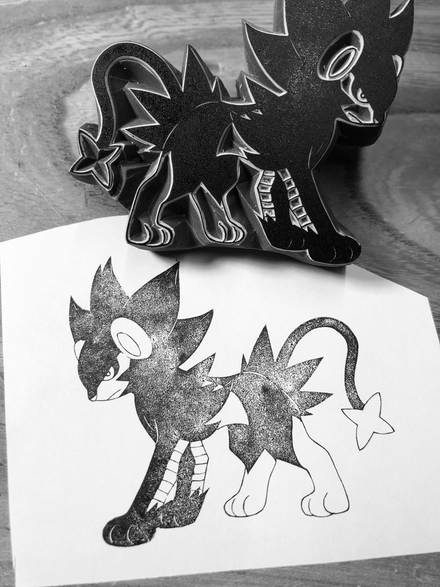たま レントラー むらになっちゃったけどかっこええ 消しゴムはんこ ポケモン レントラー T Co Xo4qgqfvfv Twitter