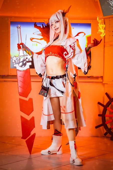 Twitterのコスプレ画像3