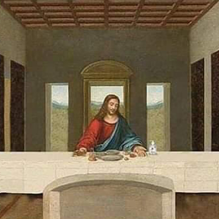 yisucrist's tweet photo. segundo año consecutivo despertándome vivo un viernes santo, pero a k precio... 🤟😔 https://t.co/X9kN8f5qm3