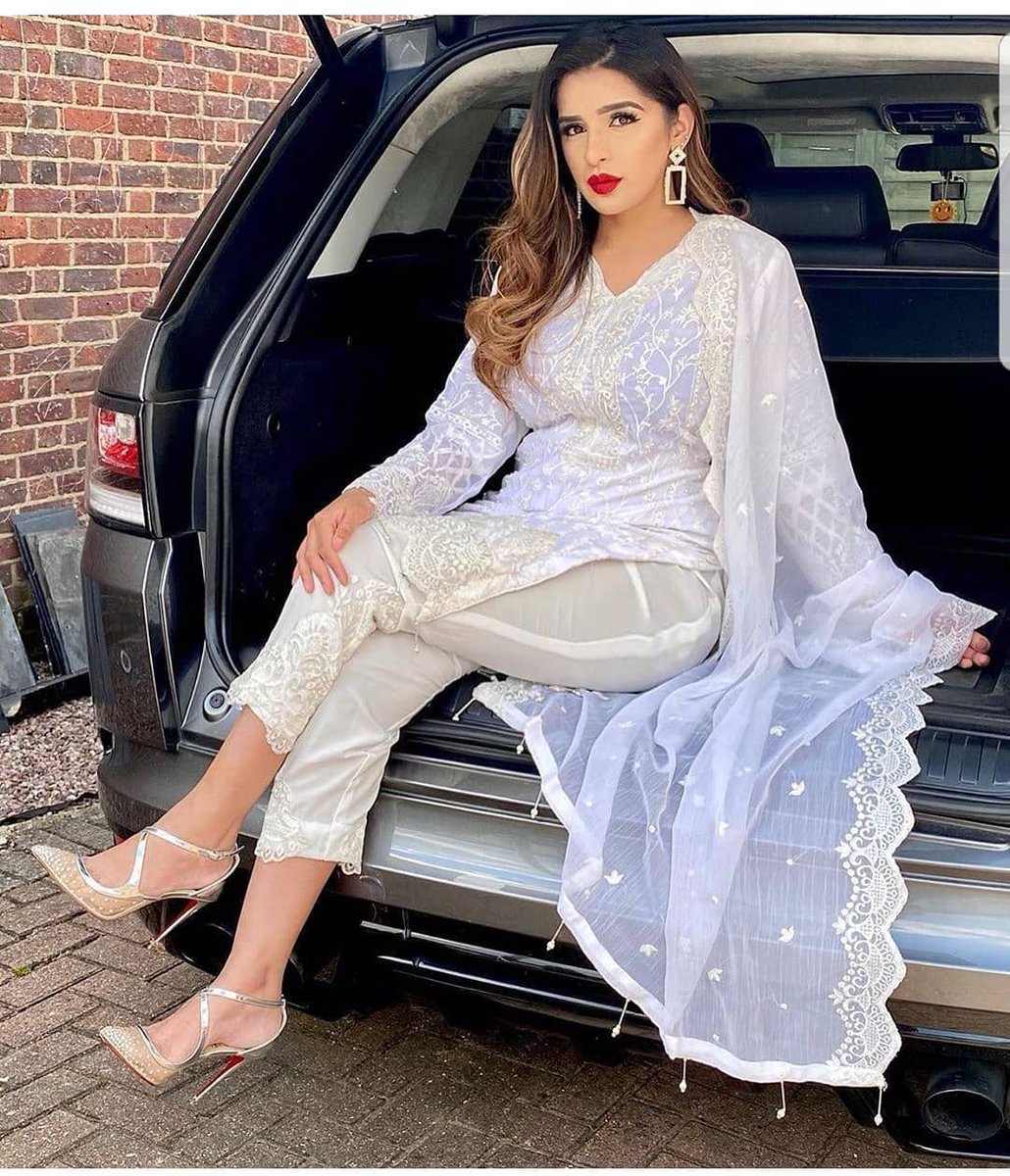 eacorts's tweet photo. Most Beautiful Girls Available Islamabad Call 03153777977 
#callgirlsinislamabad
#rawalpindiescorts https://t.co/7Gu2msZtc1