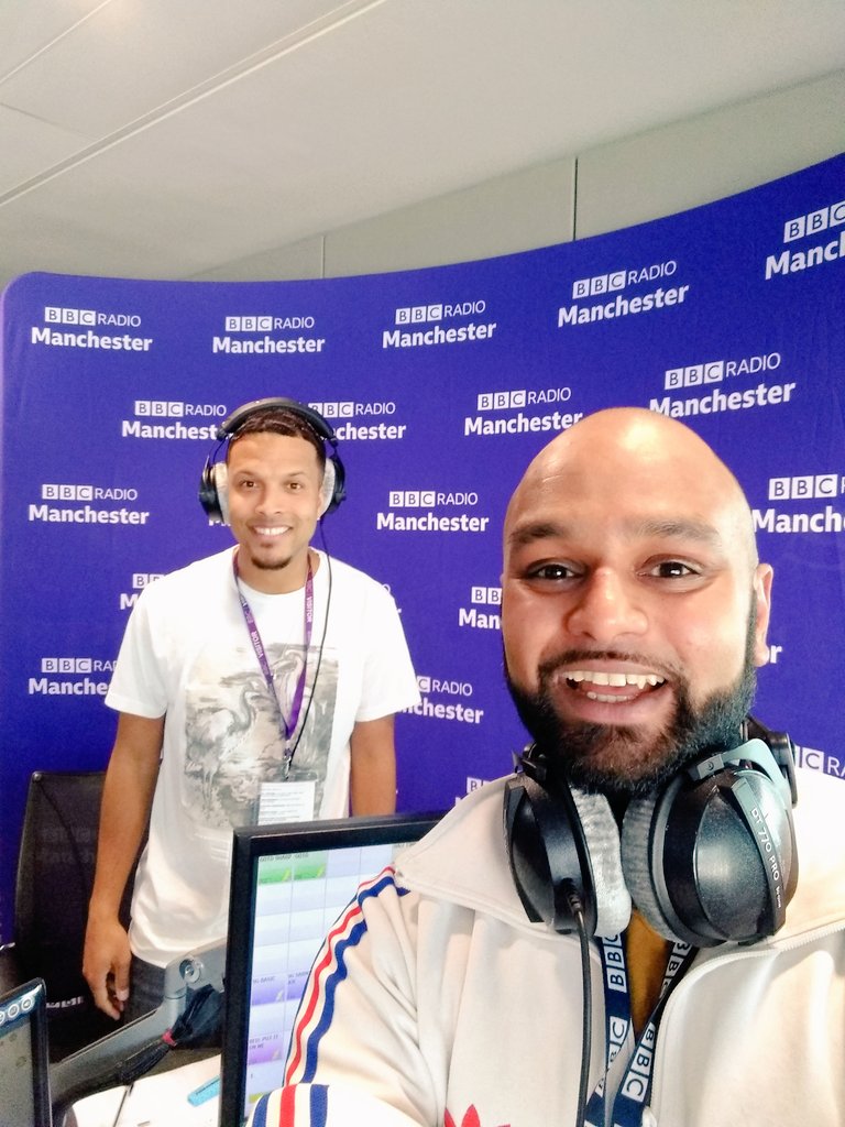 Sanny_Rudra's tweet photo. SQUAD GOALS on your local BBC Radio Station with me &amp; @IAmJoeThompson! 👊🏾⚽🥅

It's crunch time in the #EFL and we'll keep you across all the action in the #Championship, #LeagueOne and #LeagueTwo!

We're LIVE on @BBCSounds, Freeview, online or on your smart speaker from 2.45pm! https://t.co/OSlAA7hKP5