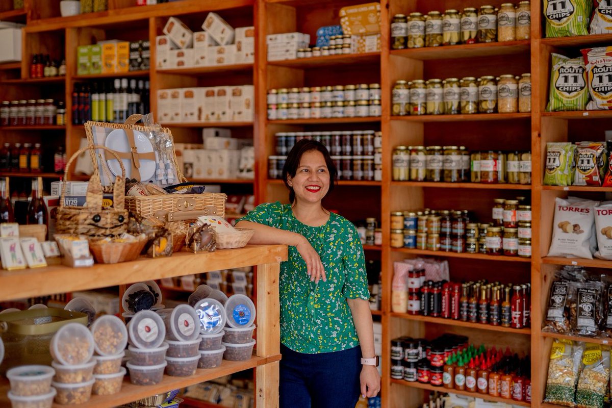 CityLab's tweet photo. The roughly 13,000 bodegas across NYC are a window into the state of mind and financial health of local residents during the pandemic: https://t.co/Ak6rncZSR9 https://t.co/zIZV1pOP7L