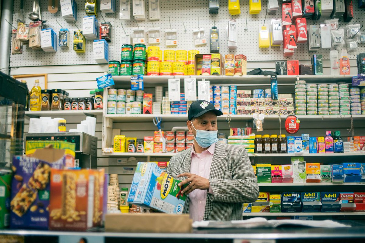 CityLab's tweet photo. The roughly 13,000 bodegas across NYC are a window into the state of mind and financial health of local residents during the pandemic: https://t.co/Ak6rncZSR9 https://t.co/zIZV1pOP7L