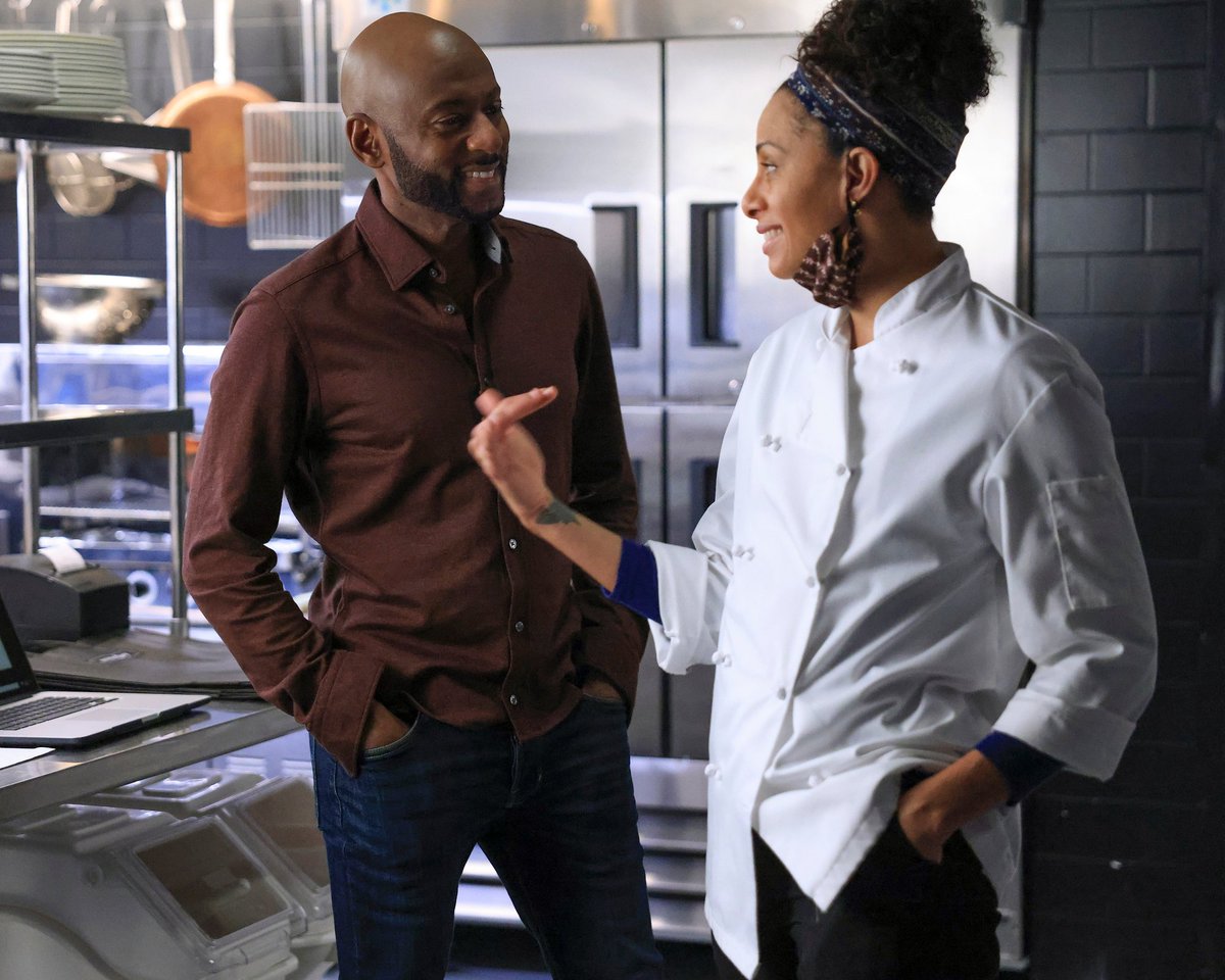 NEWS: the title for the 13th episode of #AMillionLittleThings Season 3 is "Listen". It was written by @RoyaleWatkins, <a href="/CoreyDeshon/">Corey Deshon</a> &amp; <a href="/nikitathamilton/">Nikita</a>, and was directed by <a href="/myfriendnicole/">Nicole Rubio</a>!