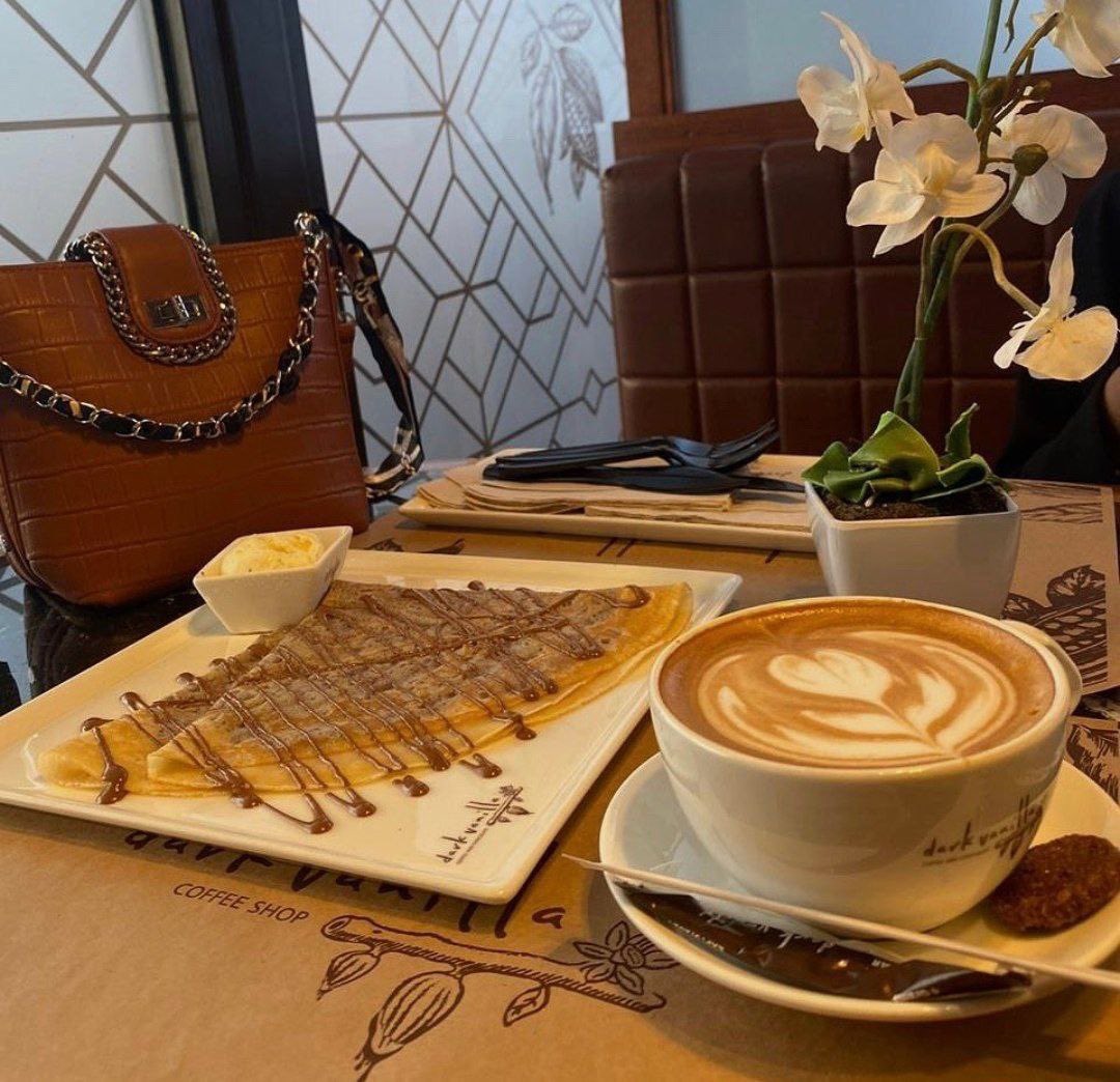 𝟹:𝟺𝟶 مَ |
قهوة هذا المساء مُذهـِلة📻🌱.

#اقتباسات_سنابيه