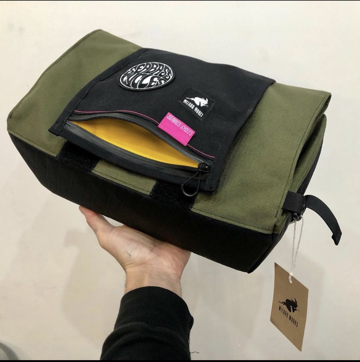 Hope everyone is spending some time on their bikes this weekend! 
We’ve just had a restock of Wizard Works bags. We stock the full range, plus our custom Alakazam basket bag!
#wizardworks #custombags #adventurebikes #basketbag #seabasscycles #peckham