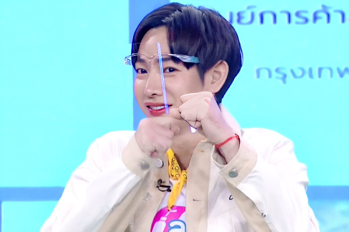 ReplacementG's tweet photo. ใครมีเพื่อนชื่อพิค เราคือเพื่อนกัน #ทีมน้องพิค 
ลูกพ่อ @peckpalit
#เป๊กผลิตโชค 
#PECKPALiTCHOKE https://t.co/D7MFZ7zKwn