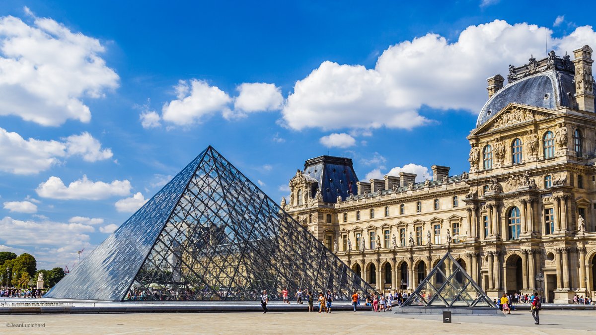 UNESCO's tweet photo. The world’s most visited museum just made its entire collection available online free of charge‼️ 

The @MuseeLouvre’s move is one that will give people the chance to #ShareCulture &amp; access it worldwide as #COVID19 continues to keep museums closed.

https://t.co/75F4KtbG1h https://t.co/kzGXpmgU1t