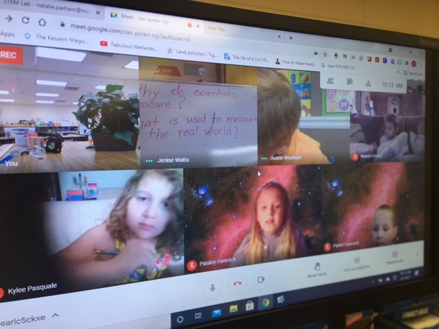 wattsbears1's tweet photo. @ParhamNatalie @Hubbard_Elem @monroe_schools #virtual #applyingmeasurementintherealworld #plantlife https://t.co/IRHr04tLLi