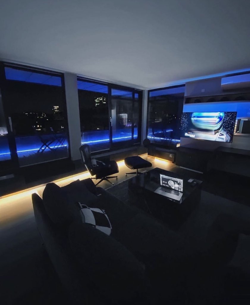 INTERIORPORN1's tweet photo. I want this apartment. https://t.co/bM5jqF4R3d