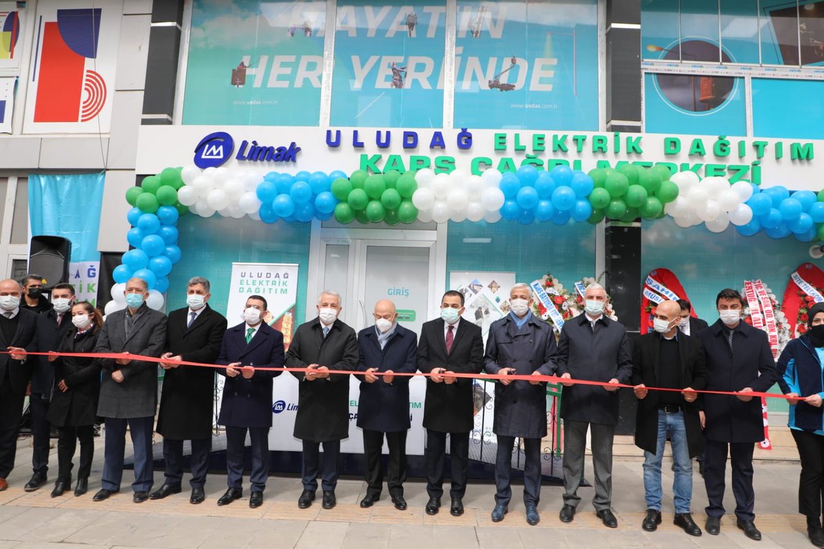 MUSIAD_Kars's tweet photo. Başkanımız @sahinaydin36 Uludağ Elektrik Dağıtım A Ş @uedascomtr Kars Çağrı Merkezinin açılışına katılım sağladı.
Hayırlara vesile olsun inşallah... https://t.co/Aid4r9ufoG