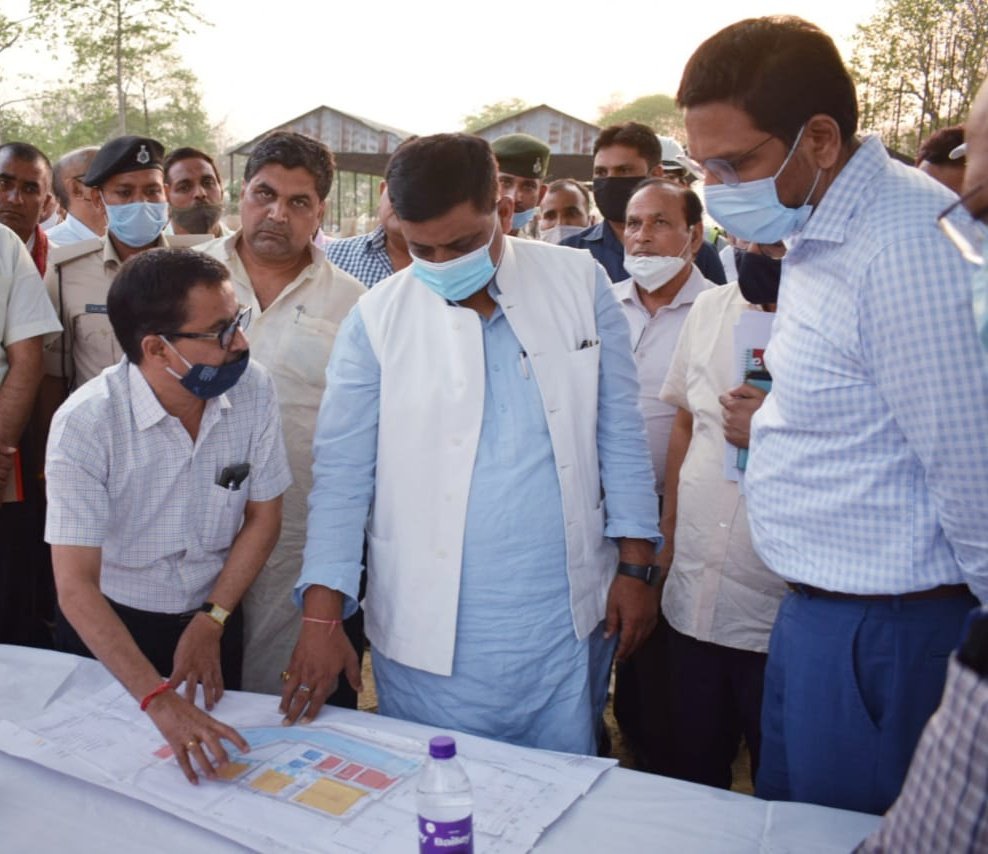 WRD_Bihar's tweet photo. बीरपुर (सुपौल) में निर्माणाधीन फिजिकल मॉडलिंग सेंटर का आज माननीय मंत्री श्री @SanjayJhaBihar और सचिव श्री @sanjeev_hans97 ने निरीक्षण किया।
नदियों के अध्ययन के लिए यह देश का दूसरा उत्कृष्ट संस्थान होगा।
#WRDBiharProjects
@NitishKumar @officecmbihar @IPRD_Bihar https://t.co/yP7NLKSZUz