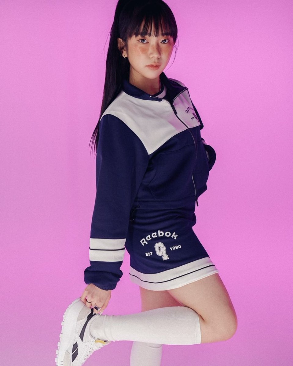 hilitearchive's tweet photo. 210402 | Soovi ig post 

@/musinsacom @/reebokkorea 
🔹
#classicleatherlegacy #reebok #클래식레더레거시 #musinsa 

#Soovi #수비 #HiLiteRecords https://t.co/d82cIoWTbx