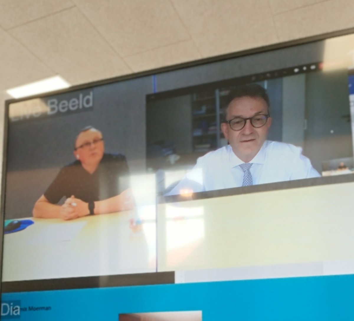 Vandaag maken we een gehele dag live radio / TV voor onze leerlingen en ouders! Ook viroloog <a href="/vanranstmarc/">Marc Van Ranst</a> en directeur-generaal van het <a href="/KathOndVla/">Katholiek Onderwijs Vlaanderen</a> @BoeveLieven kwamen live in onze studio met een boodschap van steun voor onze leerlingen, leraren, ouders ... #onderwijs #gent