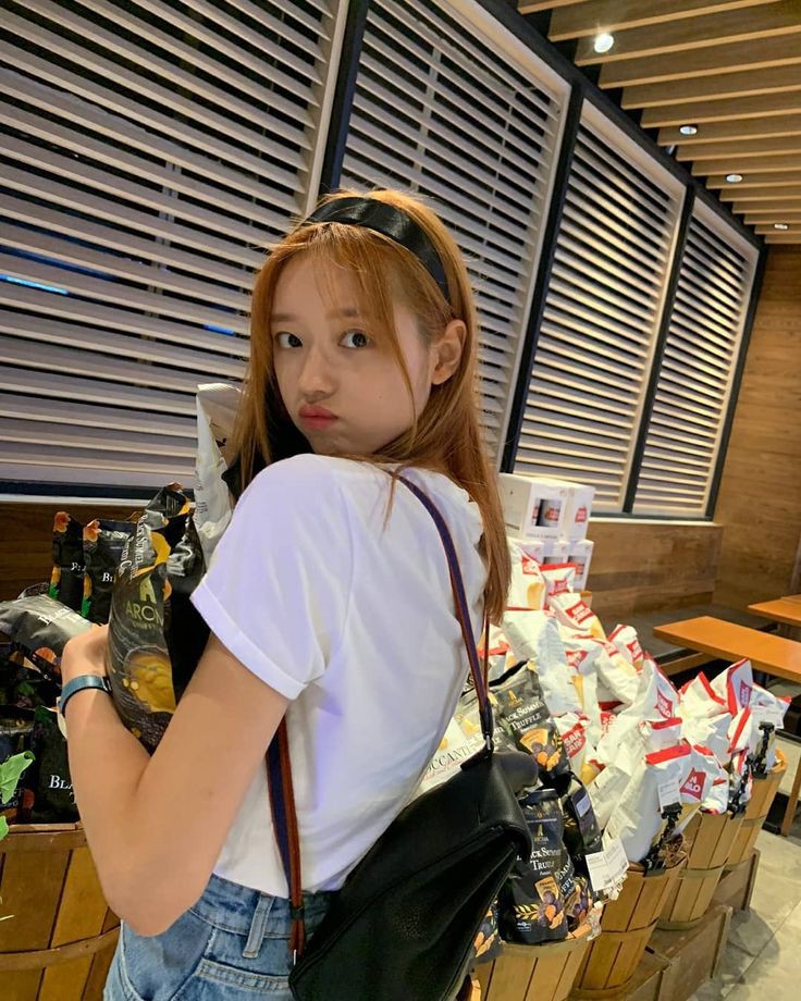 IreneAd76586824's tweet photo. mampir dulu , fambets gitu , atau mutualan? rt+like:( 
#roleplayerindonesia  #roleplayer #rpindonesia #RPindo #roleplayertwt #RoleplayIndonesia #roleplayerindo #roleplayerworld #roleplayerKpop https://t.co/BnKBGL5WqY