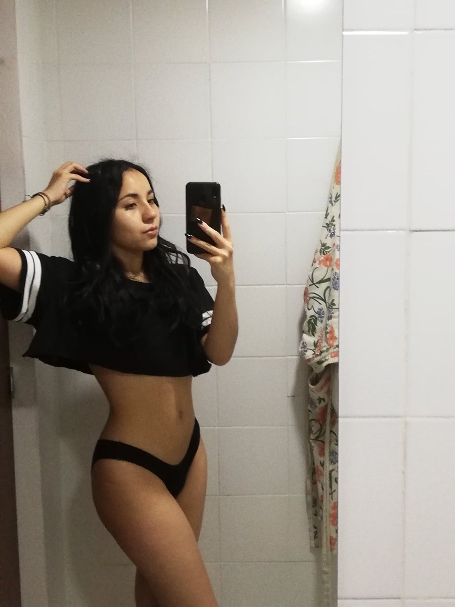 Ctrl_Strunk's tweet photo. bueno lo subo acá pq siento q me veo bonita :(( https://t.co/pTKfV3VBGF