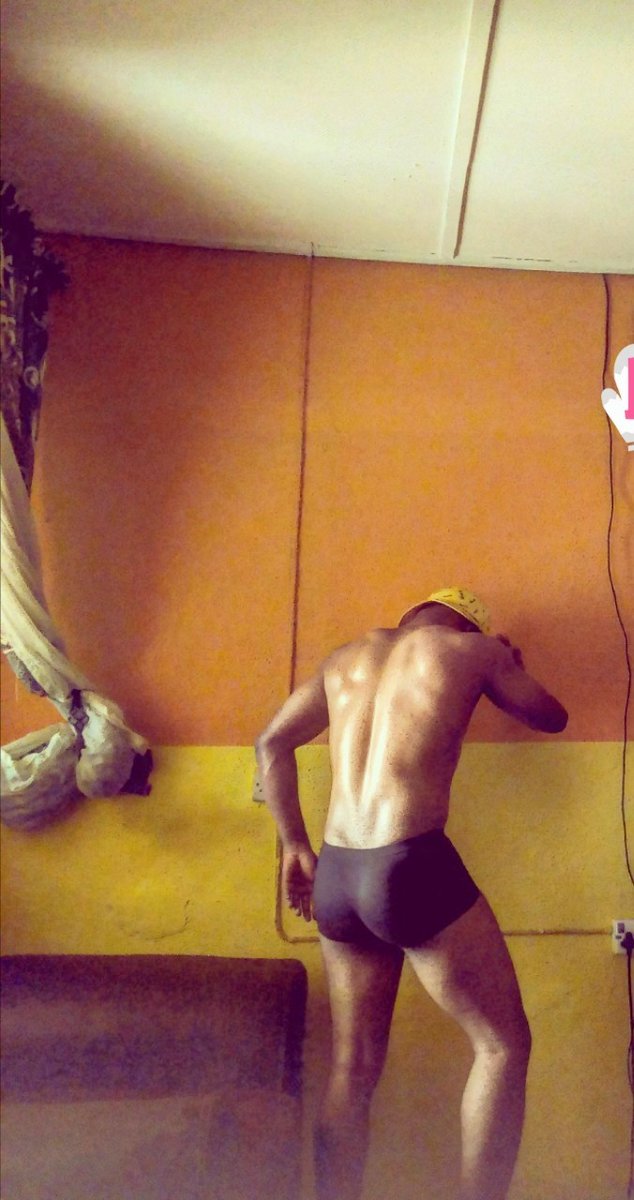 nelson_dera's tweet photo. About time... 
#body #bodybuilding 
#fitness #FitnessModel 
#follow #likeforlike #RETWEEETME 
#RetweeetPlease #lickitup 👅 https://t.co/4rdk4K1NY4
