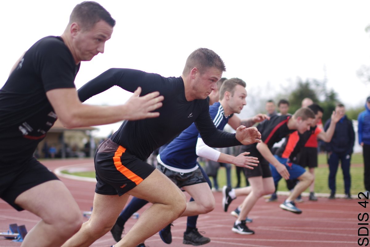 sdis42's tweet image. Aujourd'hui aurait dû avoir lieu notre annuel #challenge de la #qualité, le fameux parcours sportif des sapeurs-pompiers de la Loire 🏆🏃#PSSP
Bientôt, on se retrouvera ! 🤞#SDIS42