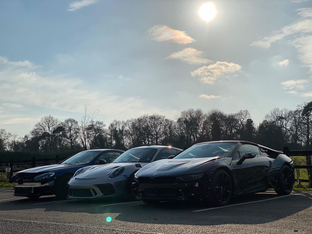Some of the current cars in with us - in the Friday afternoon sunshine ☀️

Stripped having various bits painted &amp; now ready to be prepped, PPF’ed, machine polishing &amp; ceramic coatings 🙌🏻

☎️ 07784020218 / 07525784347
📧 info@gemcleandetailing.co.uk
🖥 gemcleandetailing.com