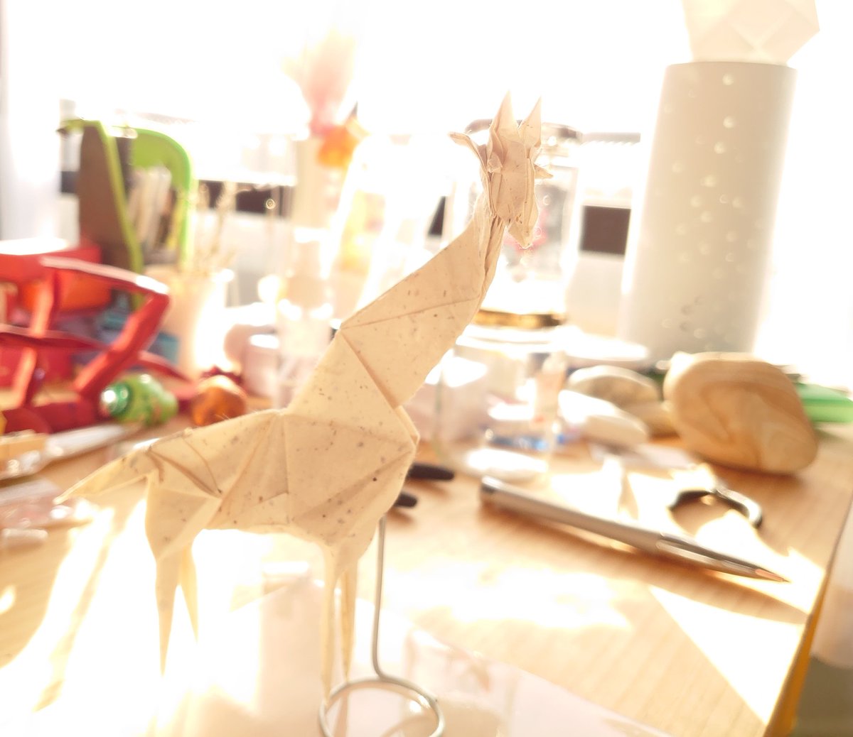koki_origamilab's tweet photo. #corsoyard
#創作折り紙
キリンをcorso yard paperで折り直し! https://t.co/sAU6g4gNI0