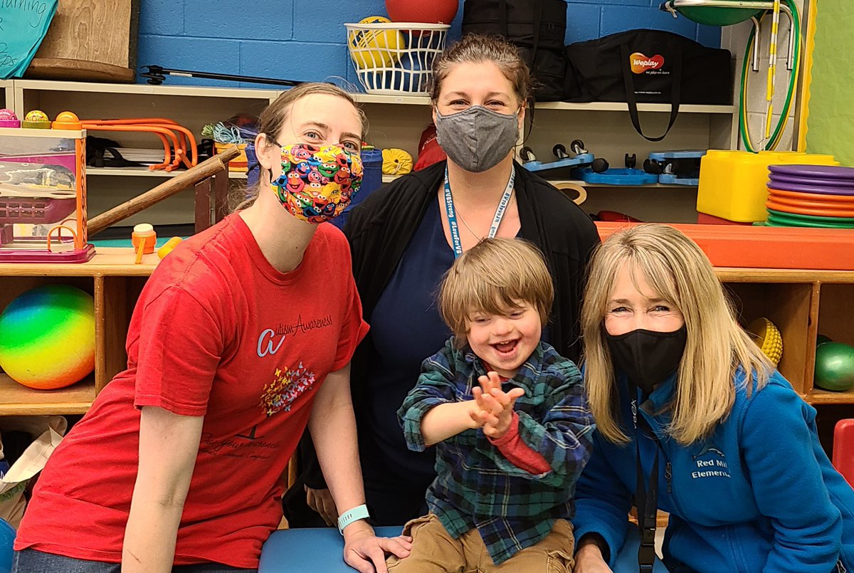 KaseySabo's tweet photo. Happy Autism Awareness Day!  @vbcpsopec @RedMillES @wbjkidpt @rob_mages @vbschools https://t.co/KUjv77ECwU