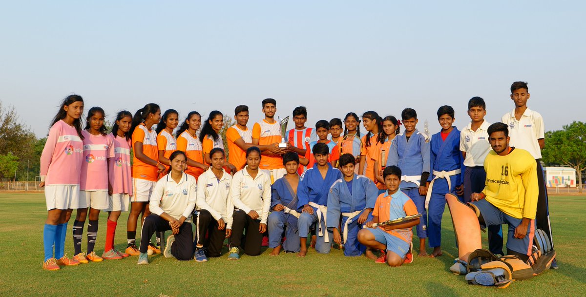 ASA_RDT's tweet photo. Thank you @sportstarweb for recognising and honouring us with #AceAwards2021 in the #SporForGood category! 
This #award is a reminder that we are on the right path, and a motivation to continue using sport as a tool for development! 
Thanks to Jury, @MaliniP, &amp; @the_hindu Group! https://t.co/4Fm2aVX6QO