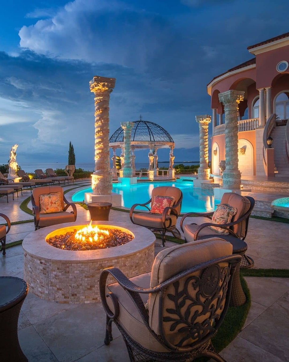 HeathAJordan's tweet photo. #RT @lucaslagoons: #FireFeatureFriday We create a jaw-dropping environment of recreation and relaxation that is 100% customized and unique to every client!

#insanepools #lucaslagoons #fire #firefeature #firepit https://t.co/1rL5xn4R9q