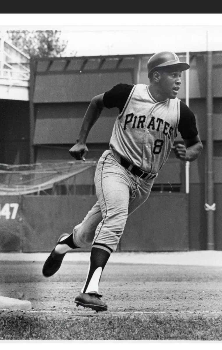 klstargee's tweet photo. What if “Derick Chauvin” put his knee on my dads neck? What would that have changed for baseball? #popsforever #888
#StopTheHate #mydad https://t.co/ulDEleboQK