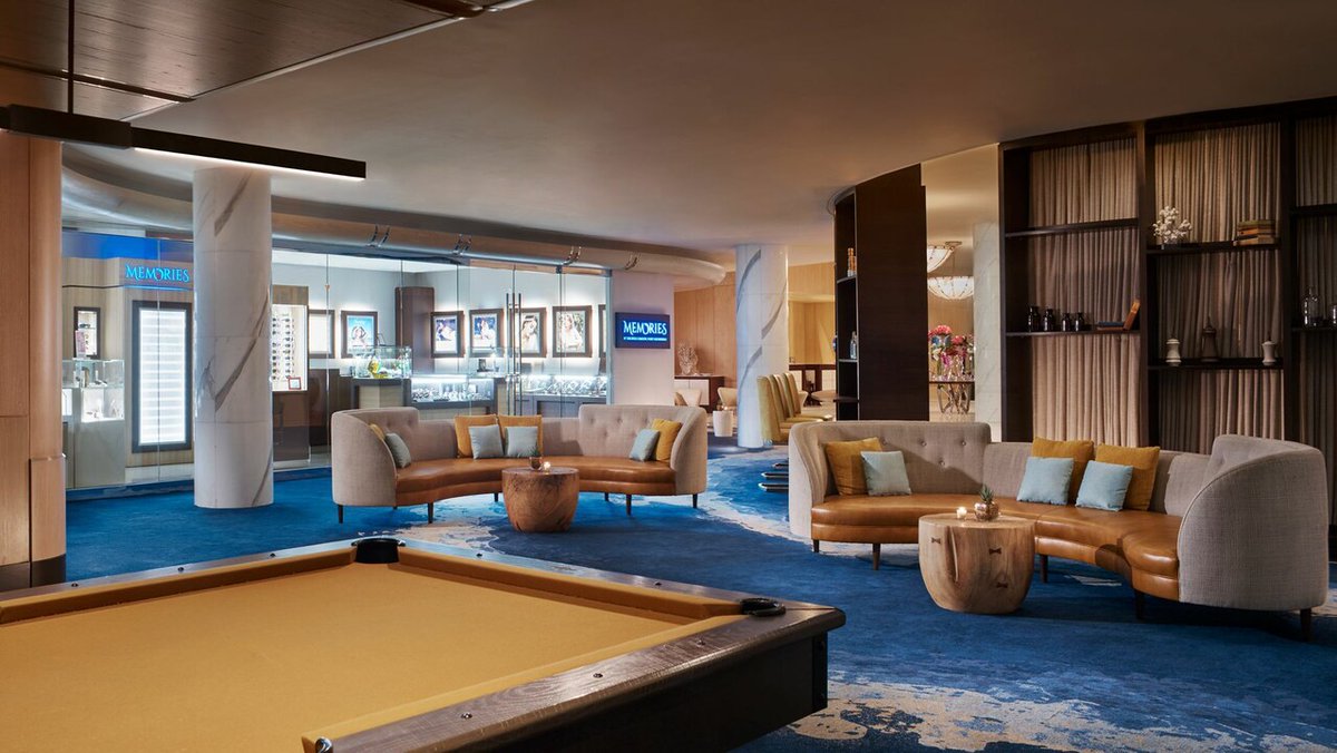 amlrhospitality's tweet photo. 5-Star Upholstery!
The recently renovated Ritz Carlton Fort Lauderdale features all new upholstered furniture from the lobby to the guest rooms with products from Guestroom by American Leather.
#americanleatherhospitality #comfortsleeper #luxuryresort https://t.co/hAQ1CvmGC1