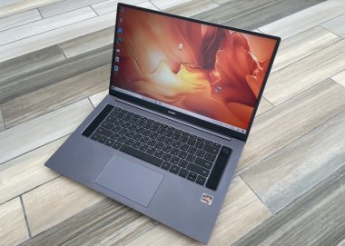 Ноутбук хуавей matebook 16