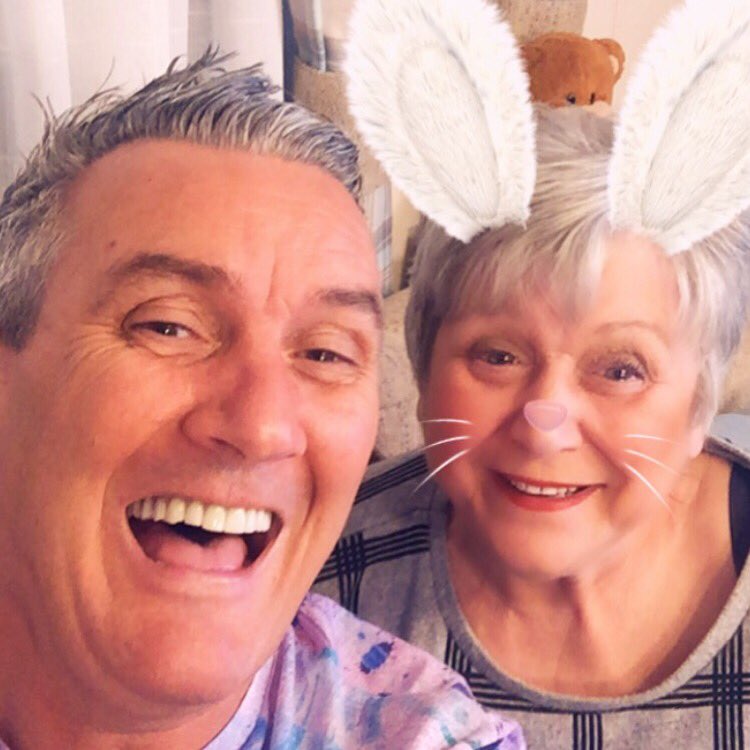 leegogglebox's tweet image. Have a fabulous Easter weekend everyone 🐣🐣🐣🐣#Gogglebox