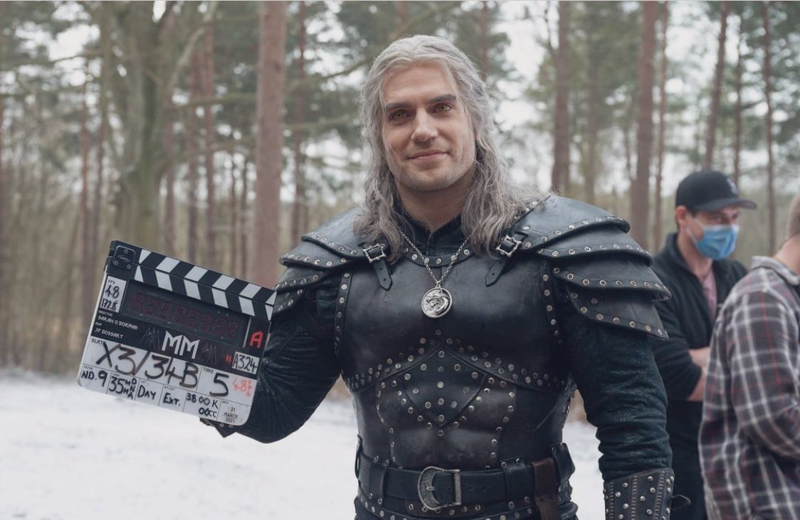 henrycavillfc's tweet image. OH MY GOD I WAS NOT PREPARED FOR THIS!!!!! HENRY CAVILL AKA GERALT OF RIVIA IS BACK GUYS AND IT WAS ABOUT TIME #TheWitcher
