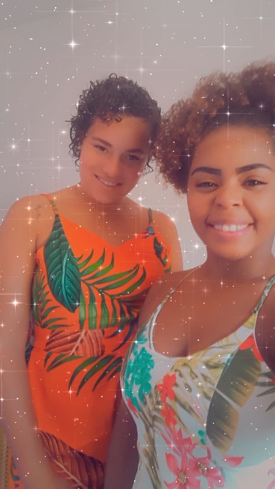 Marcell90188448's tweet photo. MTs disseram que não! E eu simplismente disse sim! Apostei e hoje sou MegaMente, simplismente feliz por te você alegrando os meus dias, estressando os meus dias kkk e sendo eles os melhores. 

Minha vida, meu porto seguro, meu amo todinho Eu Te Amo ❤️😍. https://t.co/KaZKGQOo18