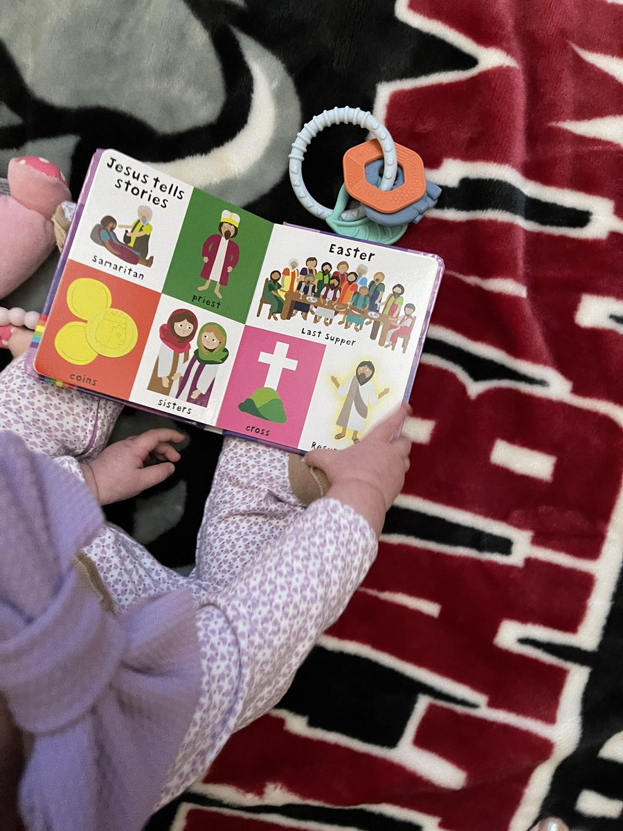 BeKayEdwards's tweet photo. It’s not about the bunny, it’s about the Cross. I just read the Easter story to this little monkey 💕  she may not understand it now, but she will! We prayed and thanked Jesus for dying for our sins, and then she tried to eat the book 😂) https://t.co/QtBpwNvfDc
