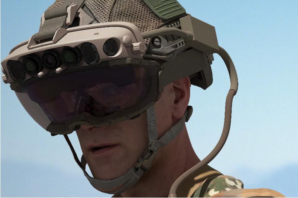 RyanBellGuide's tweet photo. US #Army Ordered 120,000 #AugmentedReality HMDs based on the #HoloLens. This has to be the biggest deal in #XR history.
This Week In XR: Army Makes Historic $22 Billion HoloLens Deal With #Microsoft, #Augmedics Series C, #Niantic’s New Game https://t.co/FB9tqJ4rV2 https://t.co/5FOrprzfqU