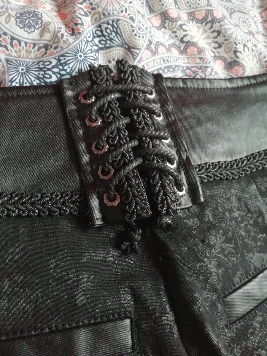 PitDeon's tweet photo. When you spend 4 hours to FIX something you've paid 90 euros...
Worth? NOT AT ALL
Thank you PunkRave https://t.co/7EIHPH8UTQ