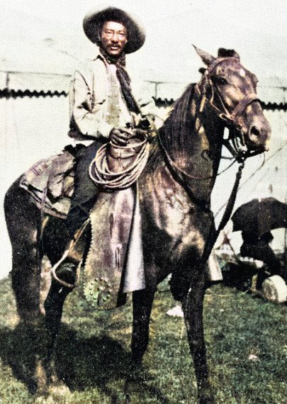 AfricanArchives's tweet photo. On this day in 1932 World famous black cowboy Bill Pickett "Dusky Demon" died. He invented the rodeo sport, bulldogging (steer wrestling).

One in four of America’s cowboys were Black. Many of the slaves were familiar with cattle herding from their homelands of West Africa. https://t.co/X3eI0nFxgk