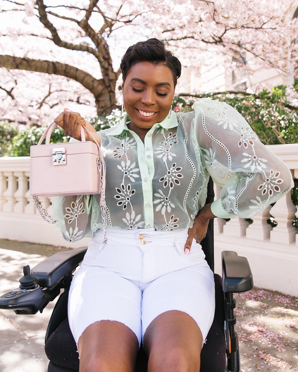 Rollin Funky (@rollinfunky) on Twitter photo Yeaahhh to the long weekend 🌸
Blouse & Denim Shorts <a href="/riverisland/">River Island</a>
Heels <a href="/JustFabUK/">JustFab UK</a>
Vegan Bag <a href="/labante_london/">LaBante London</a>
📸 <a href="/MichaelaEfford/">Michaela Efford</a>
#bankholidayweekend #longweekendvibes #springvibes🌸 #imwearingri #disabledmodel #springstyles #rollinfunky Yeaahhh to the long weekend 🌸
Blouse & Denim Shorts <a href="/riverisland/">River Island</a>
Heels <a href="/JustFabUK/">JustFab UK</a>
Vegan Bag <a href="/labante_london/">LaBante London</a>
📸 <a href="/MichaelaEfford/">Michaela Efford</a>
#bankholidayweekend #longweekendvibes #springvibes🌸 #imwearingri #disabledmodel #springstyles #rollinfunky