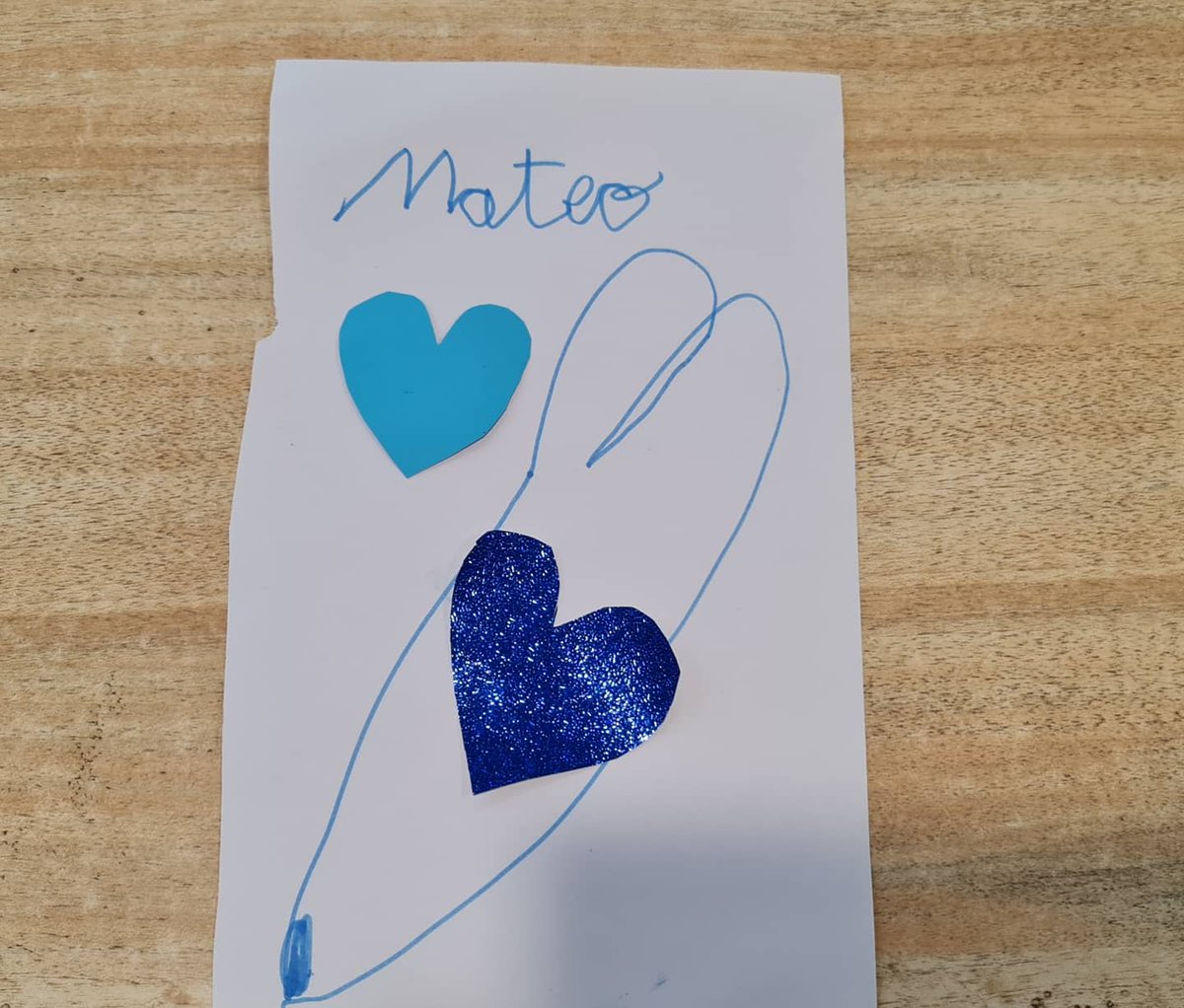 autismoleon's tweet photo. Nuestra compañera Maika, responsable del Servicio de Orientación y Empleo de nuestra entidsd, también se suma a la campaña, realizando una actividad con su hijo Pablo y sus amigos Guille y Mateo. https://t.co/vq2ZcdtIbq