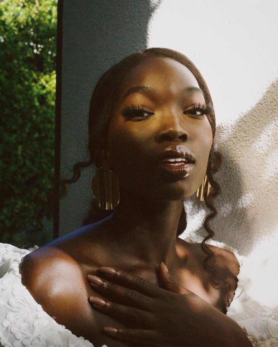 New_Comma's tweet photo. This week #CommaSelects @le_jordy - A Los Angeles based photographer from Ivory Coast.
He creates to inspire, heal, enlighten, and promote the beauty of diversity and kindness. https://t.co/lLGhRLKBjX