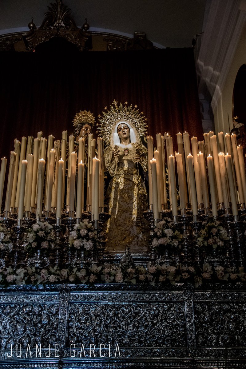 Sevilleando_'s tweet photo. Veneración a los Titulares de @Jesus_Despojado.

➕📸👉🏻 https://t.co/Teq4gg6vA5 https://t.co/ygxeAHA0R9