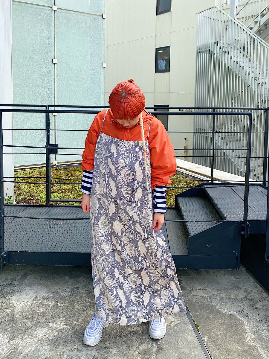 H M Japan H M Staff Styling H Mスタッフの新着コーデをご紹介 ランニングジャケットにドレスを重ねたスポーツmixコーデ ドレス T Co M0g5twdozn ジャケット T Co Hwsrv3azrn Hmスタッフコーデ T H M Japan H M Staff Styling H Mスタッフの新着コーデをご紹介 ランニングジャケットにドレスを重ねたスポーツmixコーデ ドレス T Co M0g5twdozn ジャケット T Co Hwsrv3azrn Hmスタッフコーデ T