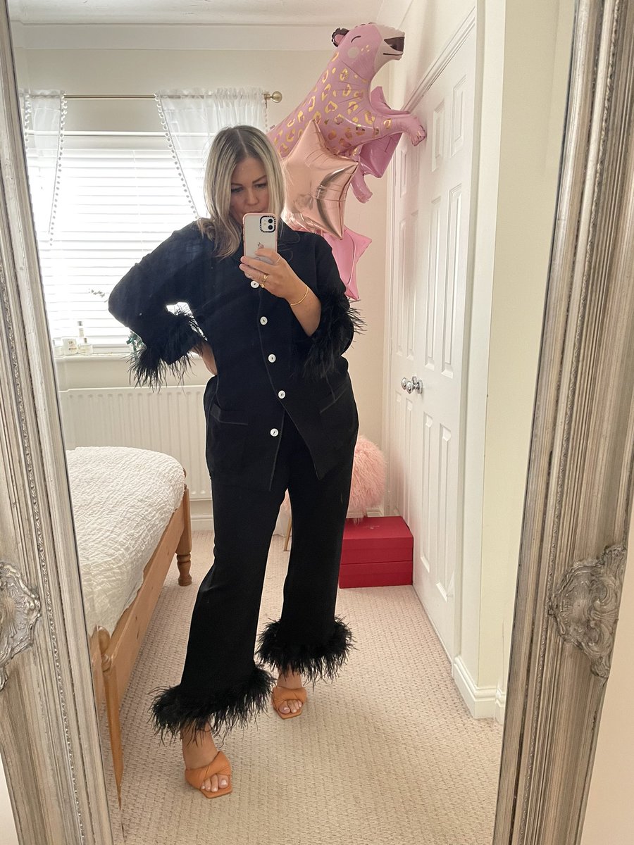 My birthday suit 😜🥳