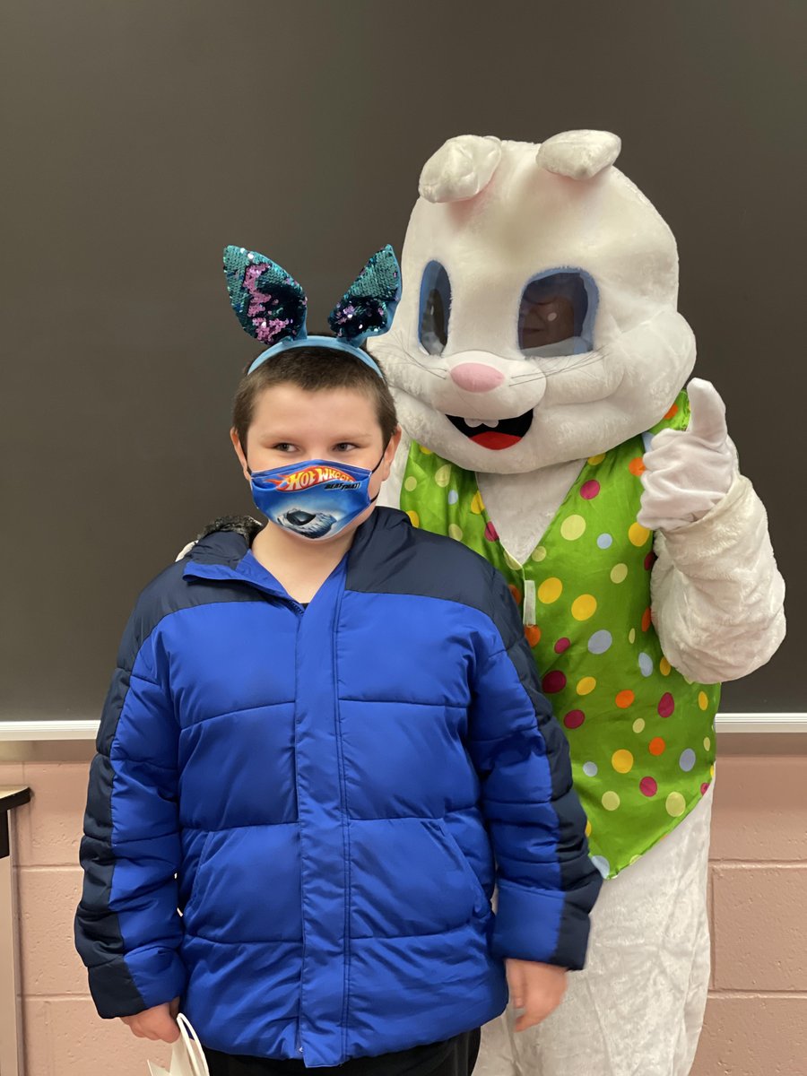 Everyone loves special visitors. Look who came today!