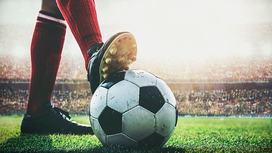 campusfutbolll's tweet photo. ¿Quieres que tus niños y niñas pasen un verano haciendo lo que más les gusta? No esperes más y apúntales a nuestro campus donde pasarán una experiencia inolvidable llena de mucho fútbol!! ⚽🏞️🏖️ https://t.co/IlApYlAxws