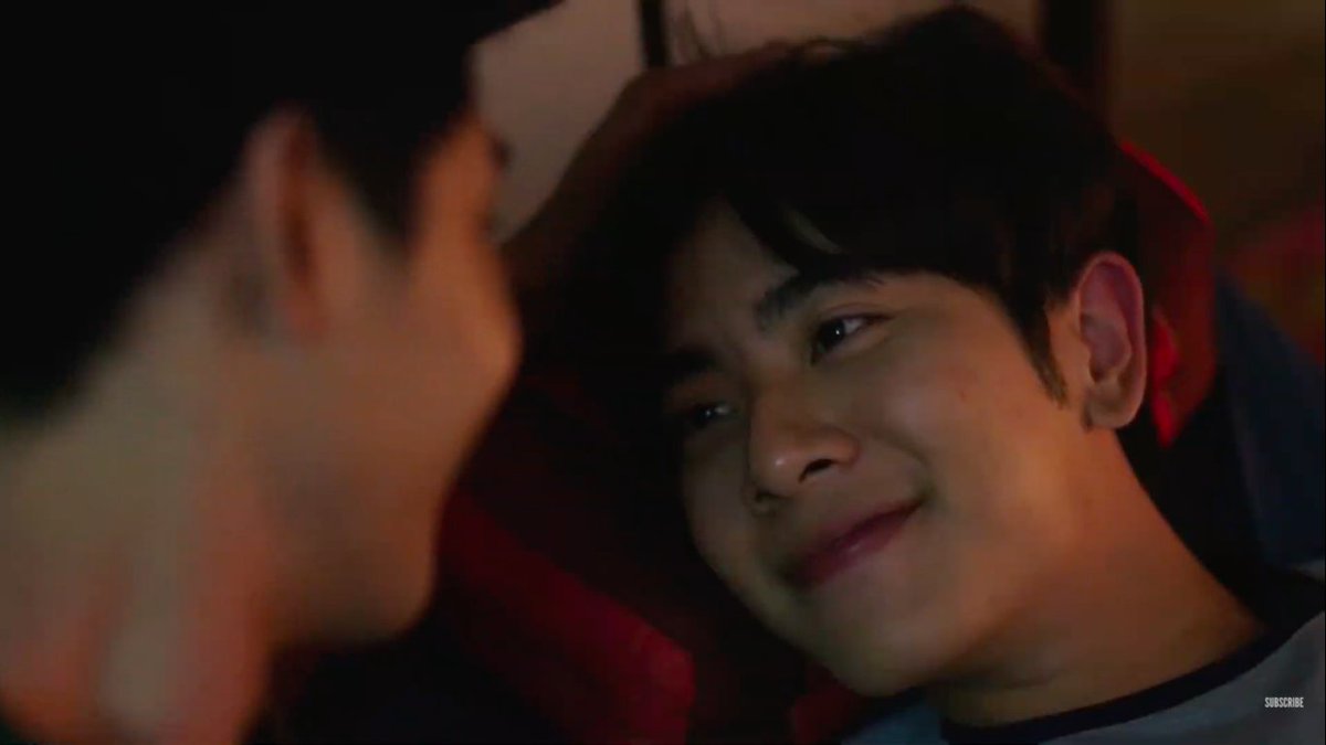 kritssunset's tweet image. Eles apaixonadinhos morando juntos 🥺

 #นิทานพันดาวตอนจบ
#1000stars