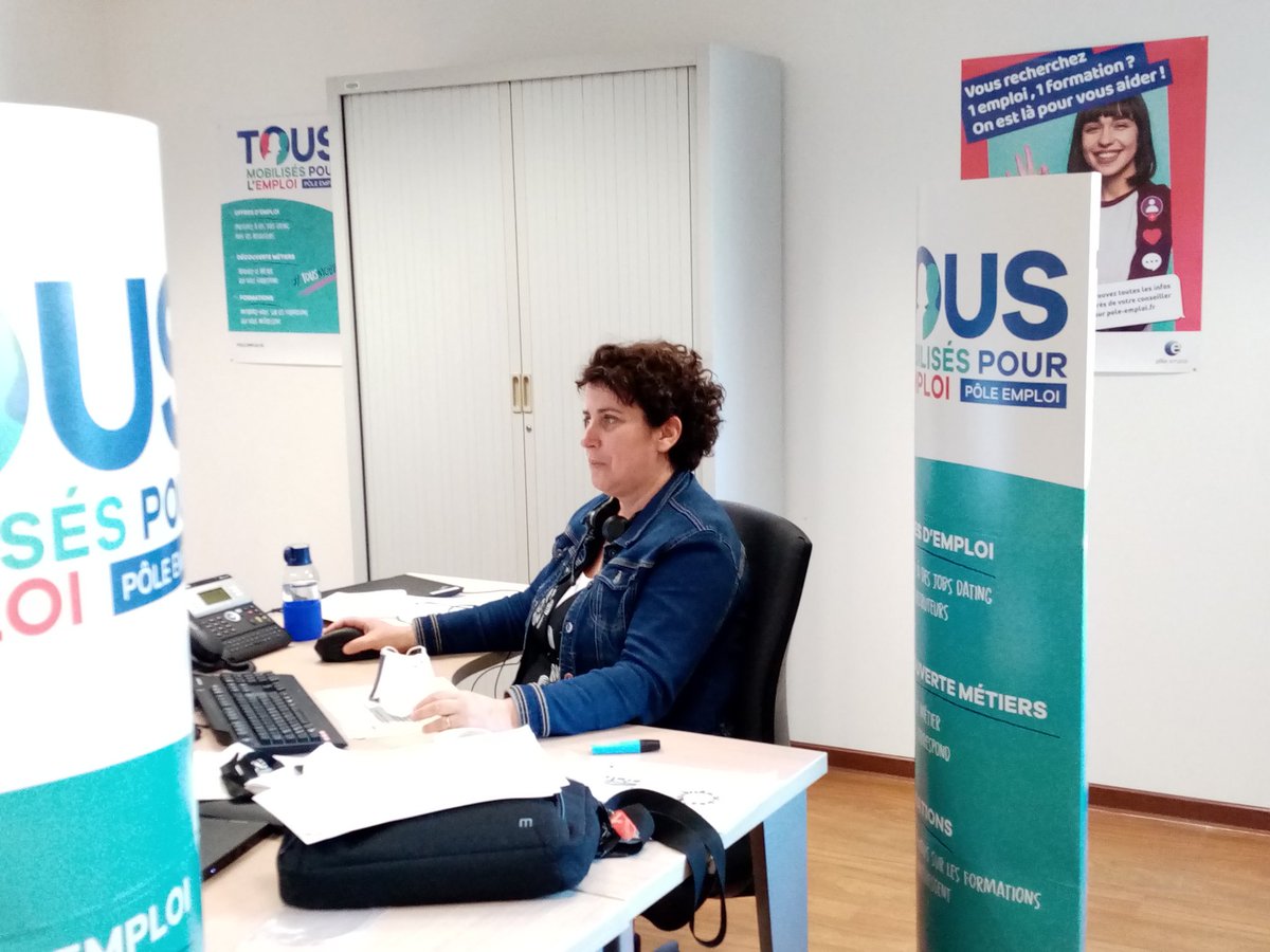 sedanfred's tweet photo. #avecPôleEmploi
1er Webinaire en direction des élus locaux sur les aides et mesures gouvernementales par l'équipe #brivelagaillarde @poleemploi_NA
Belle réussite. 
#PEC #emploi https://t.co/fu2gEkUNAu