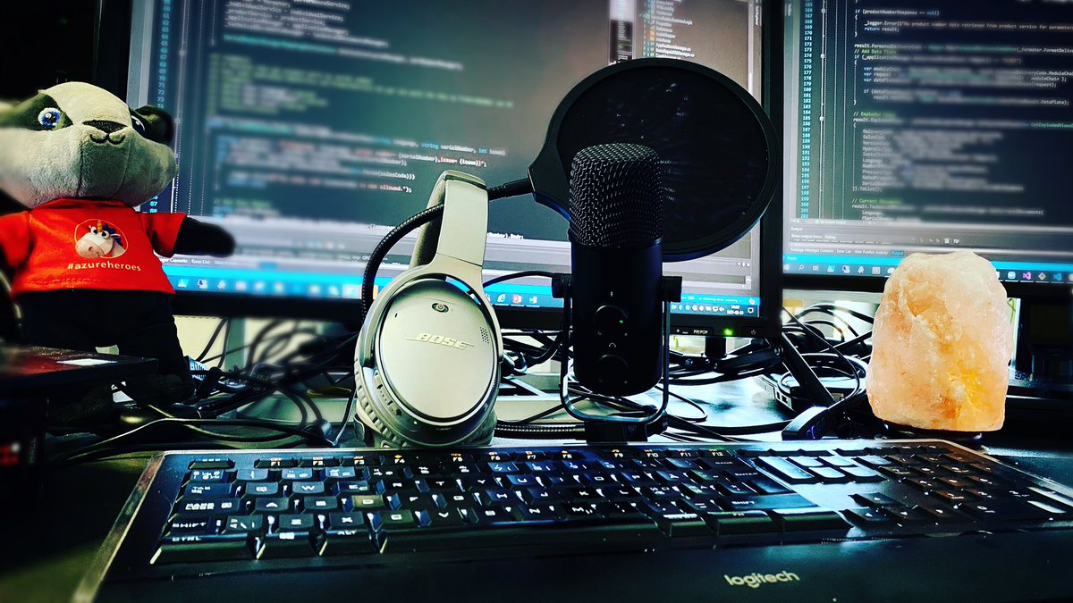 cjkodare's tweet image. Partial view of my developer workspace. 👩🏻💻🎧🎙#devworkspace #bose #azureheroes #himalayalampsalt #femaleprogrammer