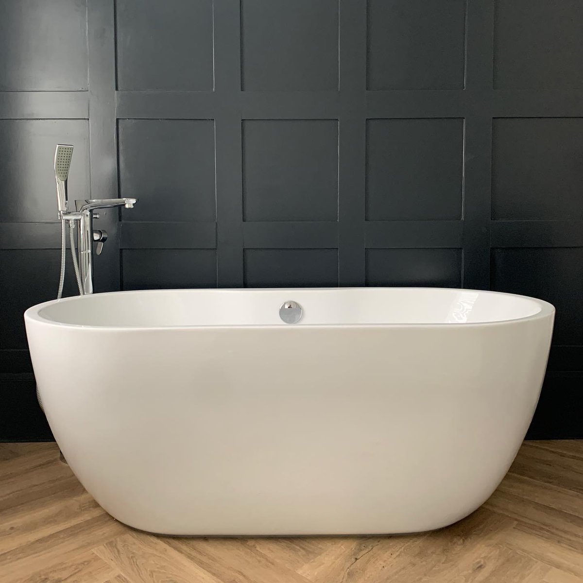 Here’s a beautiful #greenflor Modern Vintage installation by <a href="/marshandcoltd/">Marsh & Co</a> in #barnsley - #bathroomdesign #dreamhouse