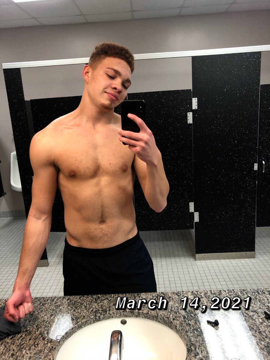 T_Whitaker1's tweet image. only thing in your way is you.                    30 lbs📈